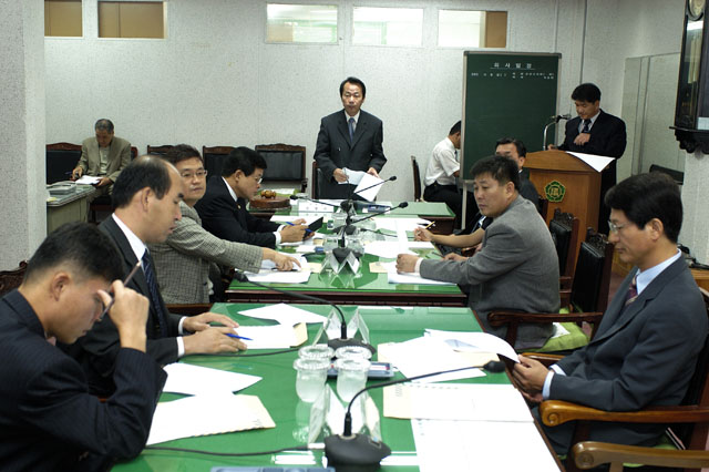 의원공무국외연수 평가위원회 회의