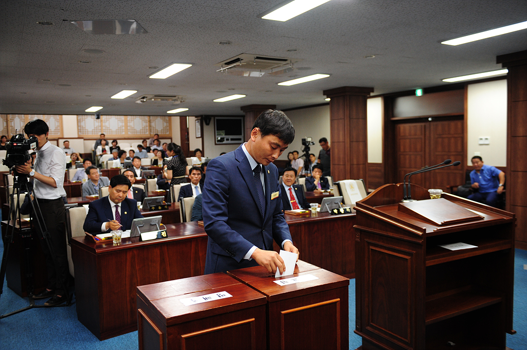 '제 7대 순천시의회 의장 및 부의장 선출식' 게시글의 사진(13) '2014-07-01-39126.jpg'