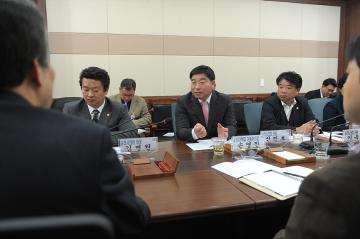 순천대학교  의과대학 설립을 위한 송영무 총장과의 간담회