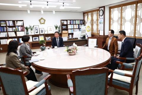 2025_4_14(월)_정영숙 동부보훈지청장 의장실 방문