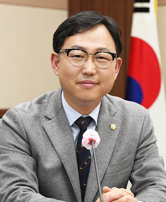 순천시의회 김태훈 의원 사진